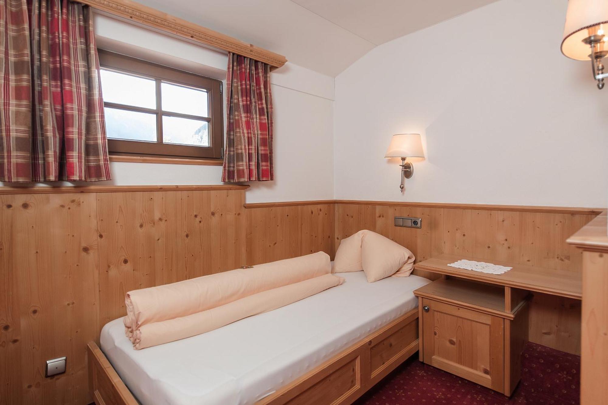 Hotel Dornauhof Finkenberg Habitación foto
